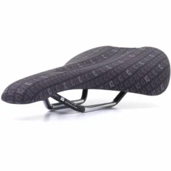 DMR 25 Year Saddle -Sykkel Kompo DMR 25 Year Saddle 03