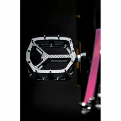 Hope F22 Flat Pedals 66 Hope F22 Flat Pedals -Sykkel Kompo Hope20F2220Flat20Pedals20 20Black208
